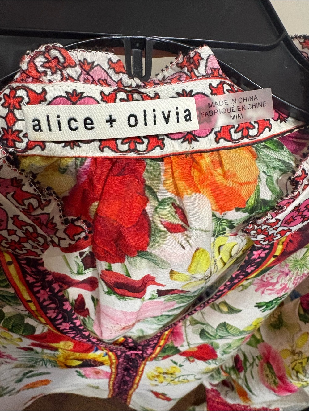 Alice & Olivia ILAN SMOCKED SLEEVE BUTTON FRONT BLOUSE - Picture 5 of 7